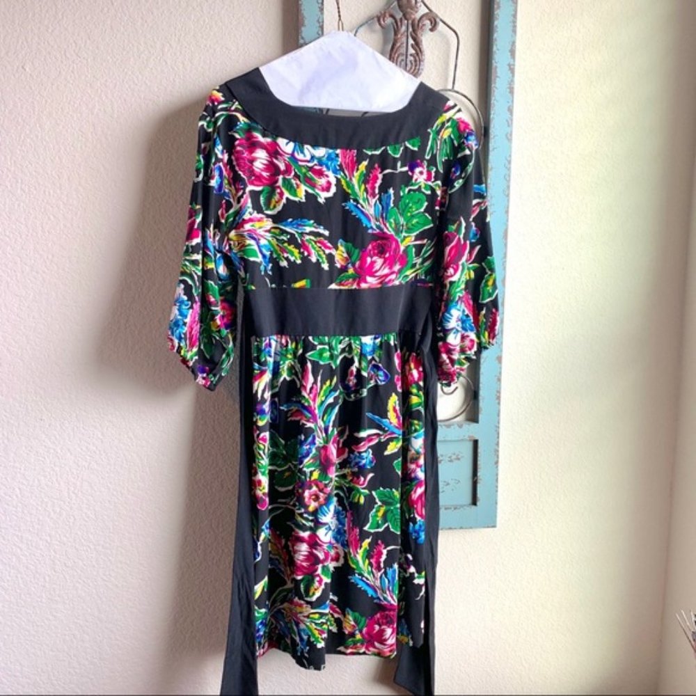 Trashy Diva Black Floral V-Neck Dress - Picture 3 of 7